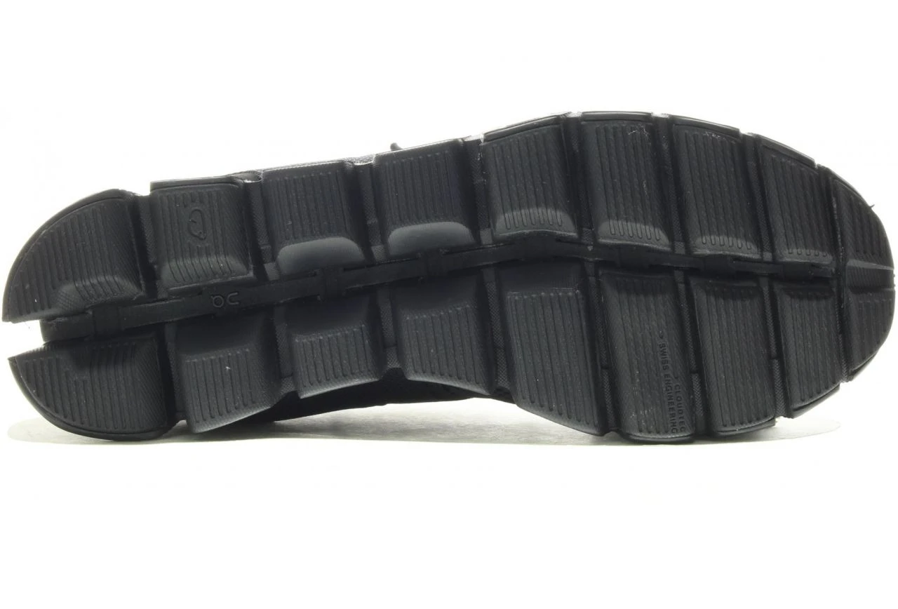 ON RUNNING CLOUD NOIRE Chaussures De Running 1 ON RUNNING CLOUD NOIRE Chaussures De Running