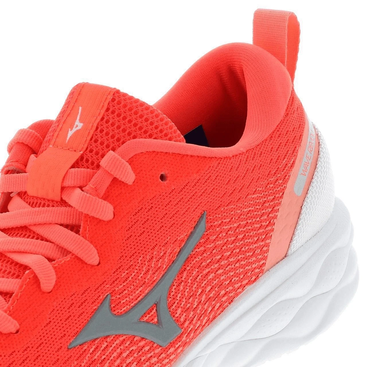 MIZUNO WAVE REVOLT FIERY CORAL Chaussures De Running 1 MIZUNO WAVE REVOLT FIERY CORAL Chaussures De Running