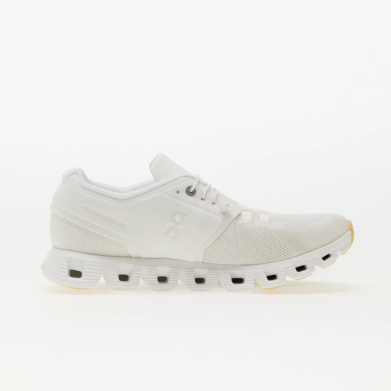 ON RUNNING CLOUD 5 UNDYED Chaussures De Running – Image 3